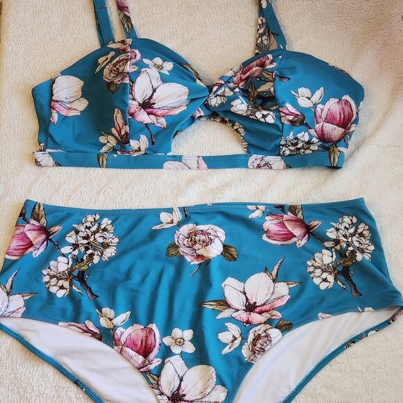 Cupshe bikini set 4X - Picture 2 of 5